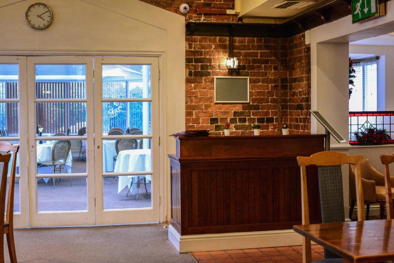 Himley Country Hotel Дъдли Екстериор снимка